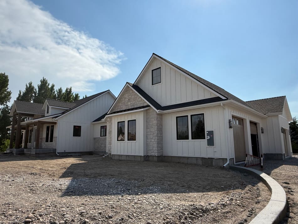 image6 Large grand home built.